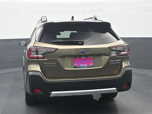 Used 2023 Subaru Outback Touring XT image 6