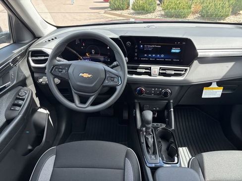 New 2026 Chevrolet TrailBlazer LS w/ LS Convenience Package AWD/4WD image 9