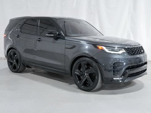 Used 2023 Land Rover Discovery HSE R-Dynamic AWD/4WD image 8