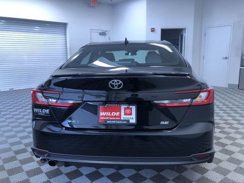 Certified 2025 Toyota Camry SE image 13