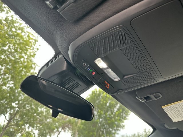 Used 2026 Chevrolet Equinox LT FWD image 22