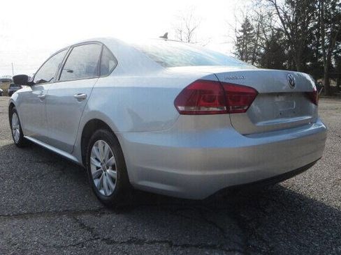 Used 2014 Volkswagen Passat 1.8T Wolfsburg Edition image 28