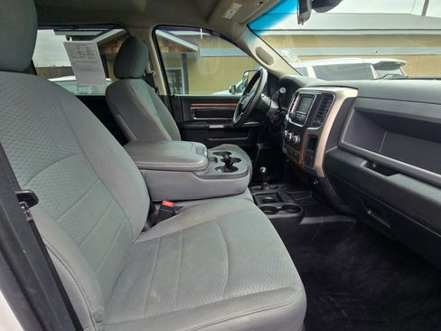 Used 2015 RAM 2500 Tradesman w/ Chrome Appearance Group image 14