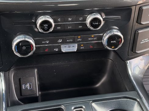 Used 2022 Ford F150 XLT w/ Equipment Group 302A High image 24