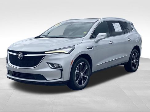 Used 2022 Buick Enclave Essence w/ Sport Touring Edition image 8