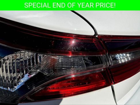 Used 2021 Toyota Camry SE image 21