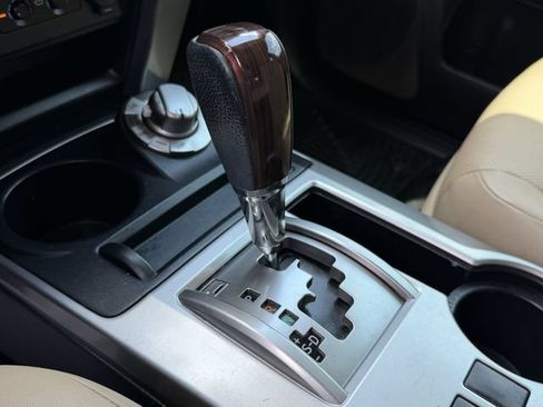 Used 2021 Toyota 4Runner Limited AWD/4WD image 18