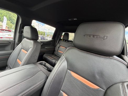Used 2023 GMC Sierra 1500 AT4 w/ AT4 Premium Package AWD/4WD image 26