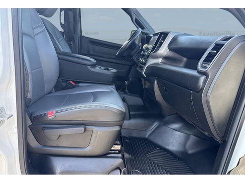 Used 2024 RAM 3500 Tradesman w/ Towing Technology Group image 25