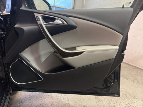 Used 2014 Buick Verano FWD image 20