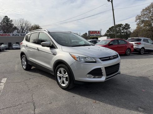 Used 2014 Ford Escape SE image 8