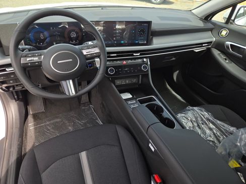New 2026 Hyundai Sonata SEL FWD image 12