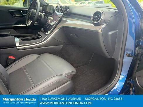 Used 2024 Mercedes-Benz C 300 4MATIC Sedan image 34