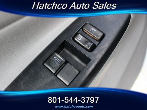 Used 2015 Toyota Tacoma 2WD Access Cab w/ Convenience Package image 12