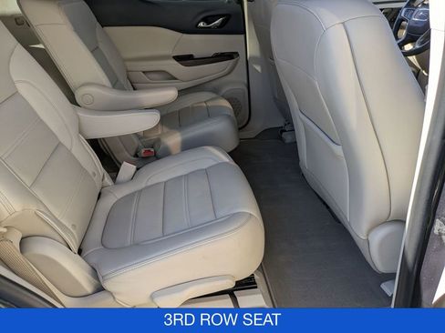 Used 2021 GMC Acadia Denali w/ Denali Ultimate Package image 37