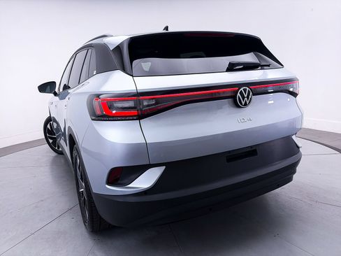 Used 2022 Volkswagen ID.4 Pro S RWD image 4