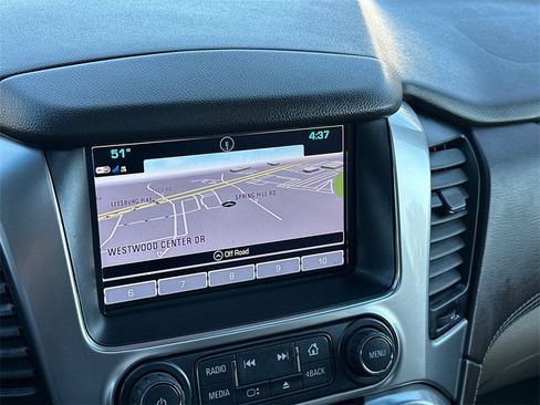 Used 2020 Chevrolet Suburban Premier image 31