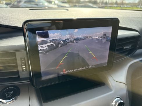 Certified 2023 Ford Explorer XLT w/ Class IV Trailer Tow Package image 30