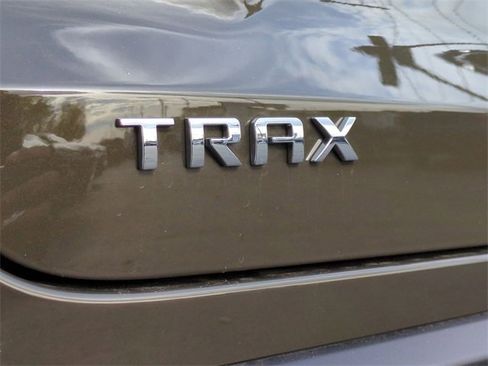 Certified 2024 Chevrolet Trax LS w/ LS Convenience Package image 29