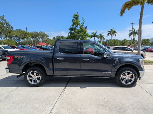 Used 2021 Ford F150 Lariat w/ Equipment Group 502A High AWD/4WD image 3