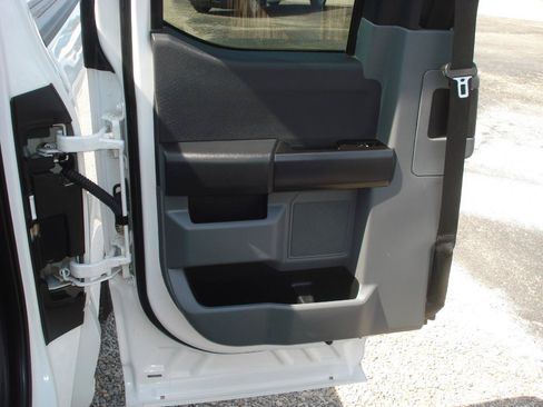 Used 2022 Ford F150 XL w/ Equipment Group 101A High RWD image 40