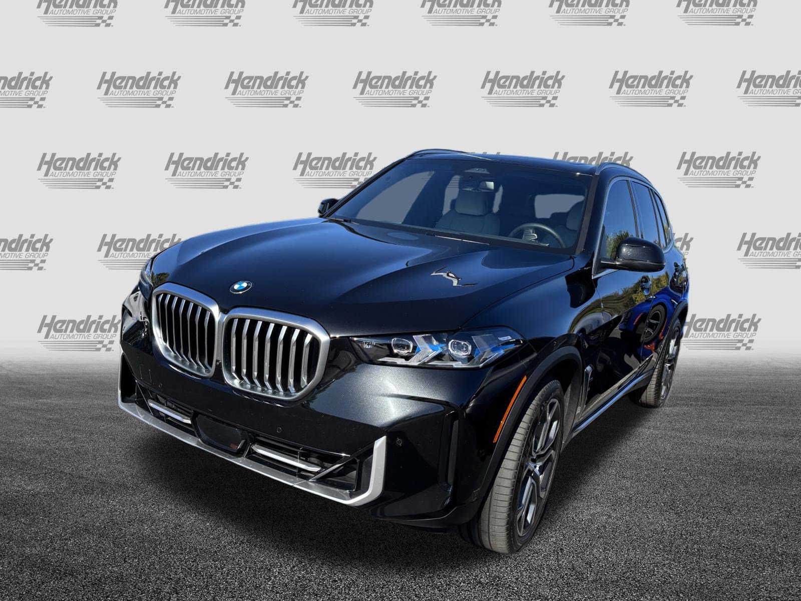 Certified 2024 BMW X5 xDrive40i w/ Premium Package AWD/4WD image 5