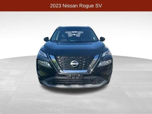 Used 2023 Nissan Rogue SV w/ SV Premium B Package AWD/4WD image 2