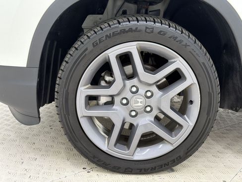 Used 2023 Honda Passport EX-L image 13
