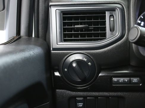 Used 2023 Nissan Titan SV w/ Accessory Utility Package AWD/4WD image 18