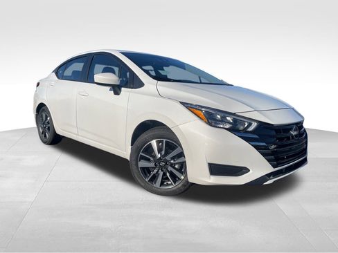 New 2025 Nissan Versa SV w/ Trunk Package image 2