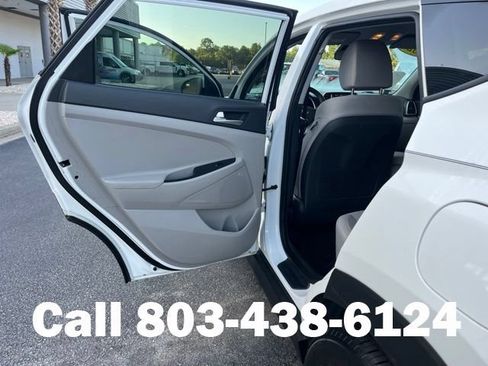 Used 2020 Hyundai Tucson SE AWD/4WD image 9