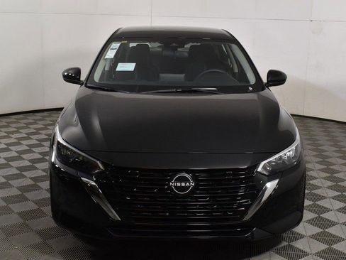 New 2025 Nissan Sentra SV image 2