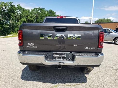 Used 2026 RAM 2500 Big Horn AWD/4WD image 4