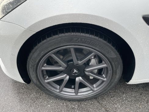 Used 2020 Tesla Model 3 Long Range image 38