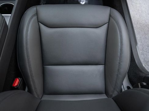 Used 2025 Tesla Model 3 Long Range image 30