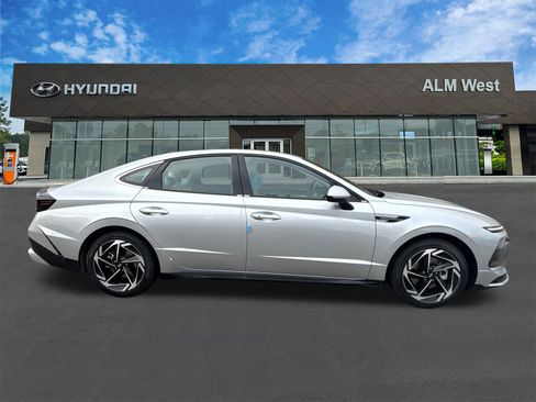 New 2026 Hyundai Sonata SEL image 4