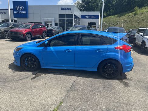 Used 2017 Ford Focus RS AWD/4WD image 8