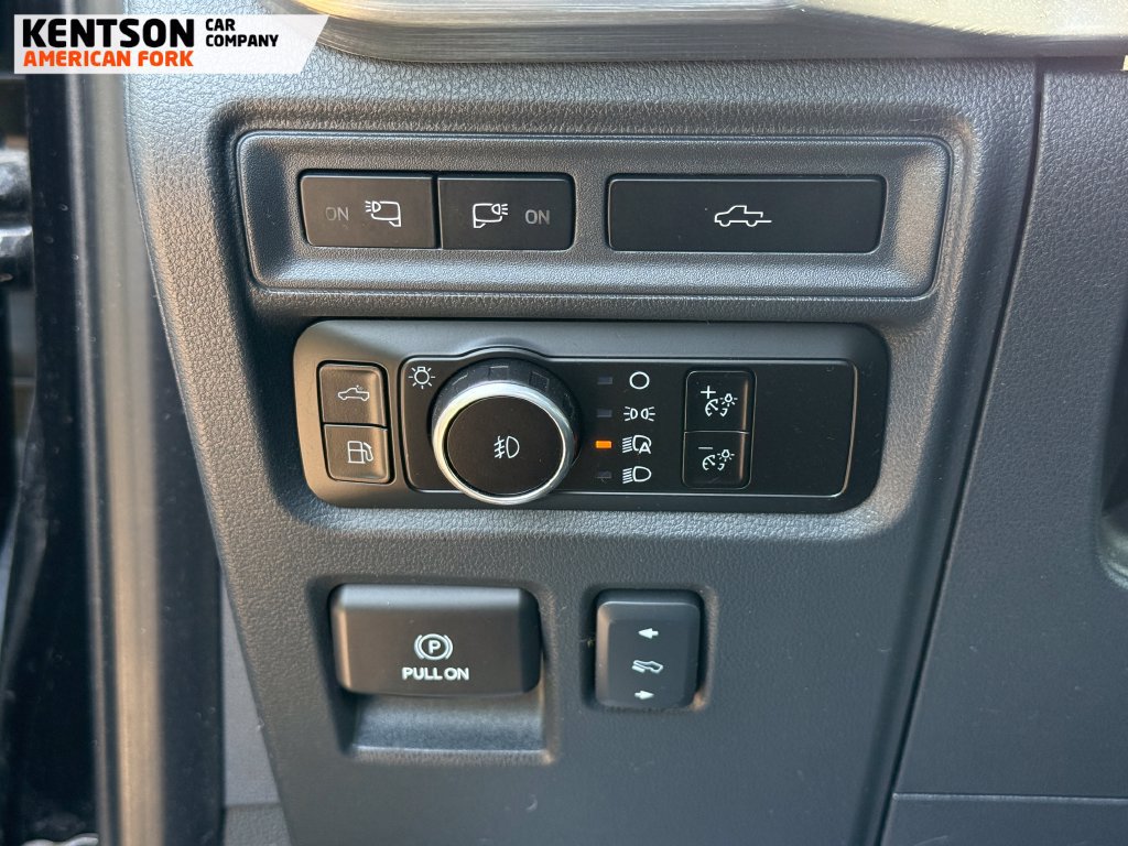 Used 2023 Ford F150 Lariat w/ Equipment Group 502A High AWD/4WD image 17