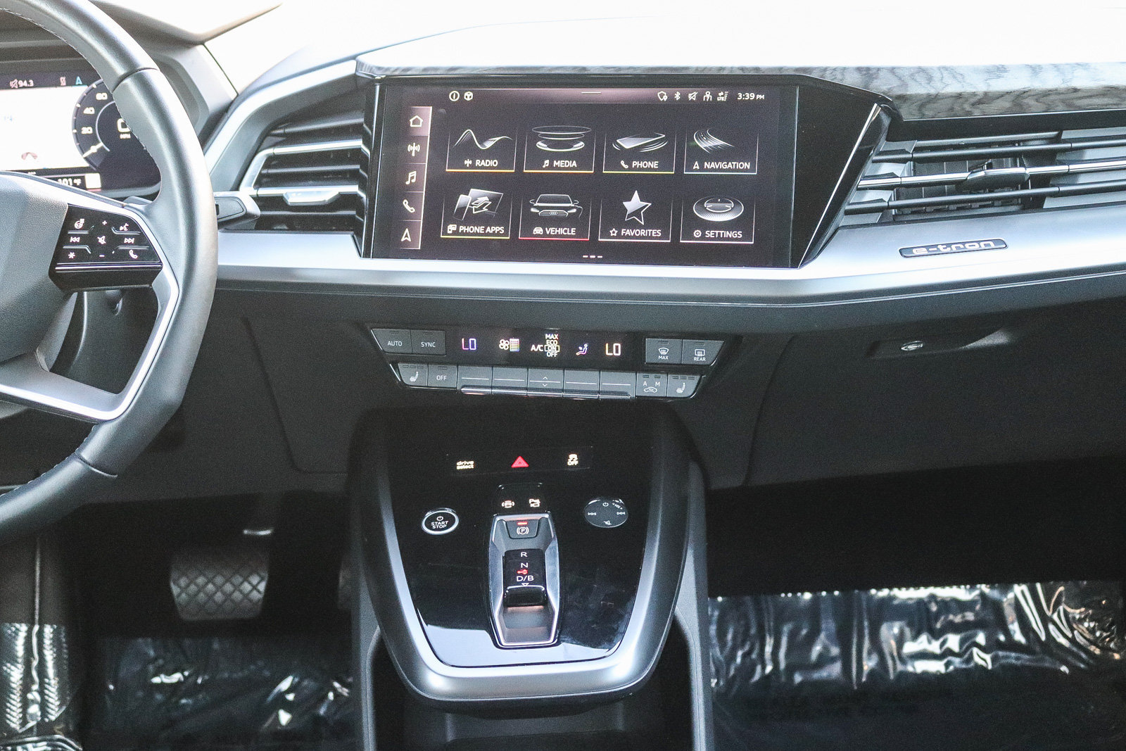 Certified 2024 Audi Q4 e-tron Premium Plus w/ Premium Plus AWD/4WD image 15