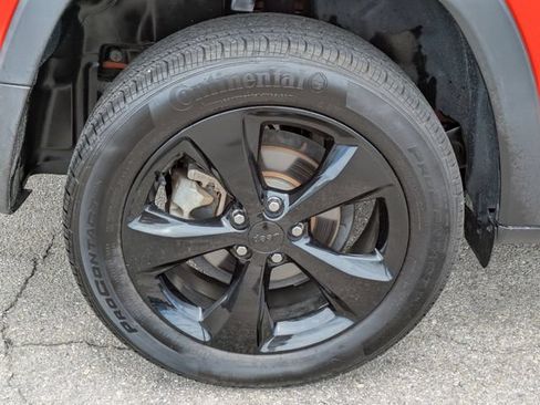 Certified 2021 Jeep Cherokee Latitude Plus FWD image 8