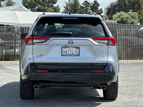 Used 2024 Toyota RAV4 XSE w/ Weather Package AWD/4WD image 5