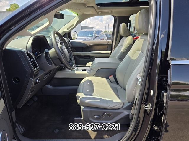 Used 2021 Ford Expedition Limited RWD image 11
