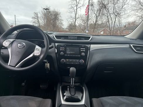 Used 2016 Nissan Rogue S image 13