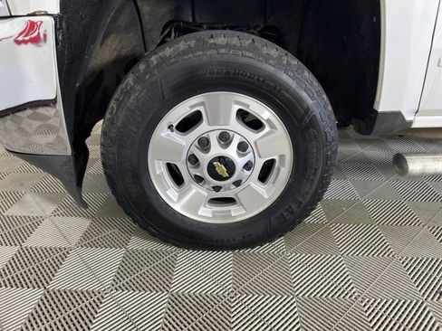 Used 2016 Chevrolet Silverado 2500 LT w/ LT Convenience Package image 23