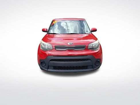 Used 2019 Kia Soul w/ Convenience Package FWD image 2