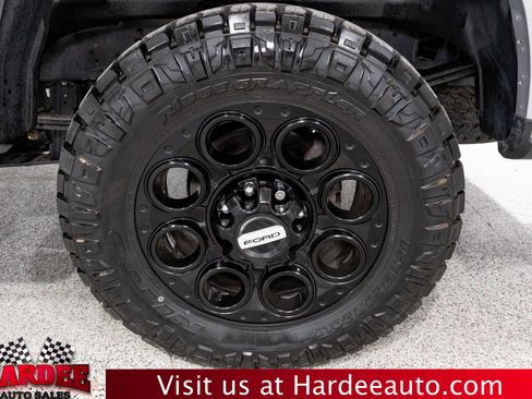 Used 2024 Ford F250 Lariat w/ Black Appearance Package AWD/4WD image 10