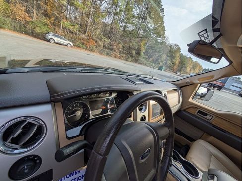 Used 2011 Ford F150 Lariat w/ Lariat Plus Pkg image 13