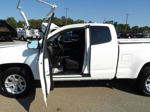 Used 2022 Chevrolet Colorado LT w/ Fleet Safety Package RWD image 13