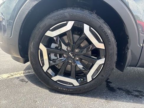 Used 2024 Kia Telluride S w/ S Sunroof Package FWD image 9
