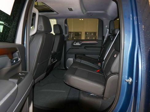 New 2026 GMC Sierra 2500 Denali w/ Denali Reserve Package image 12